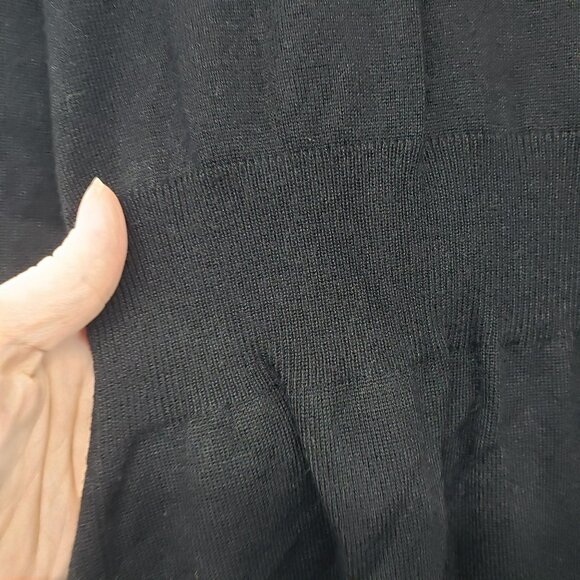 White House Black Market Black Rib Knit Cardigan Sweater V Neck Silver Detail M - Picture 9 of 9